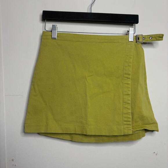 Wild Fable Neon Green Buckle Mini Skirt Women's Size Small - Picture 1 of 6